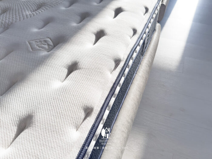 IMG 3205 OK 有一種體貼，是為他換床